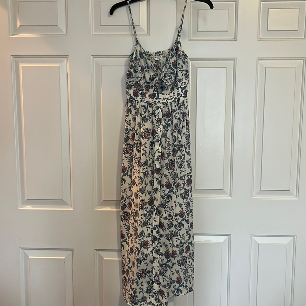 Soprano Front Tie Midi Dress
